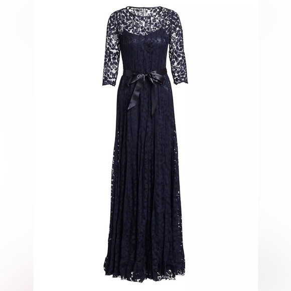 Rickie Freeman for Teri Jon Dresses & Skirts - $640 Teri Jon by Rickie Freeman Lace Pintuck Gown size 4 . Missing Belt.